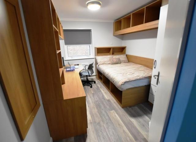 Plas Gwyn Halls, Cardiff Met University エクステリア 写真