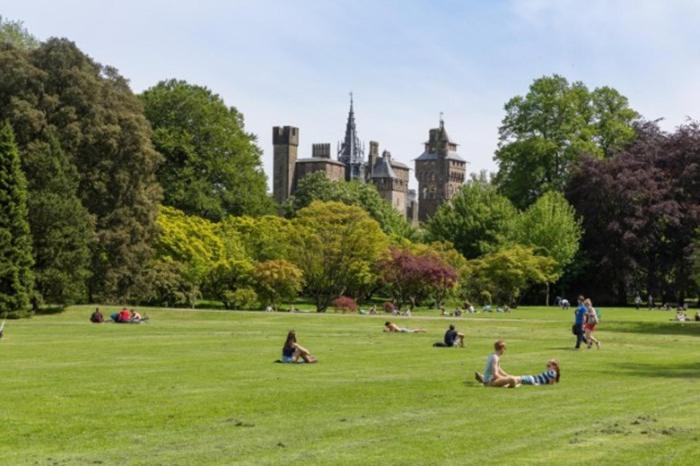 Plas Gwyn Halls, Cardiff Met University エクステリア 写真